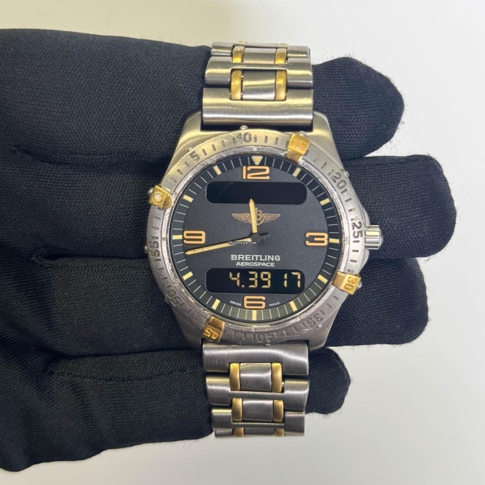 BREITLING
Breitling Aerospace Two Tone Titanium Watch F65362. Breitling Aviator